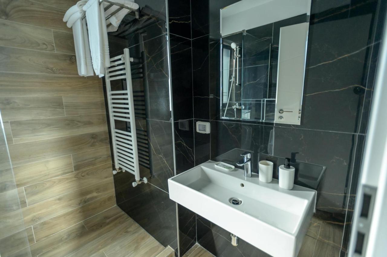 Plazza Mamaia Nord Lejlighedshotel Năvodari Eksteriør billede